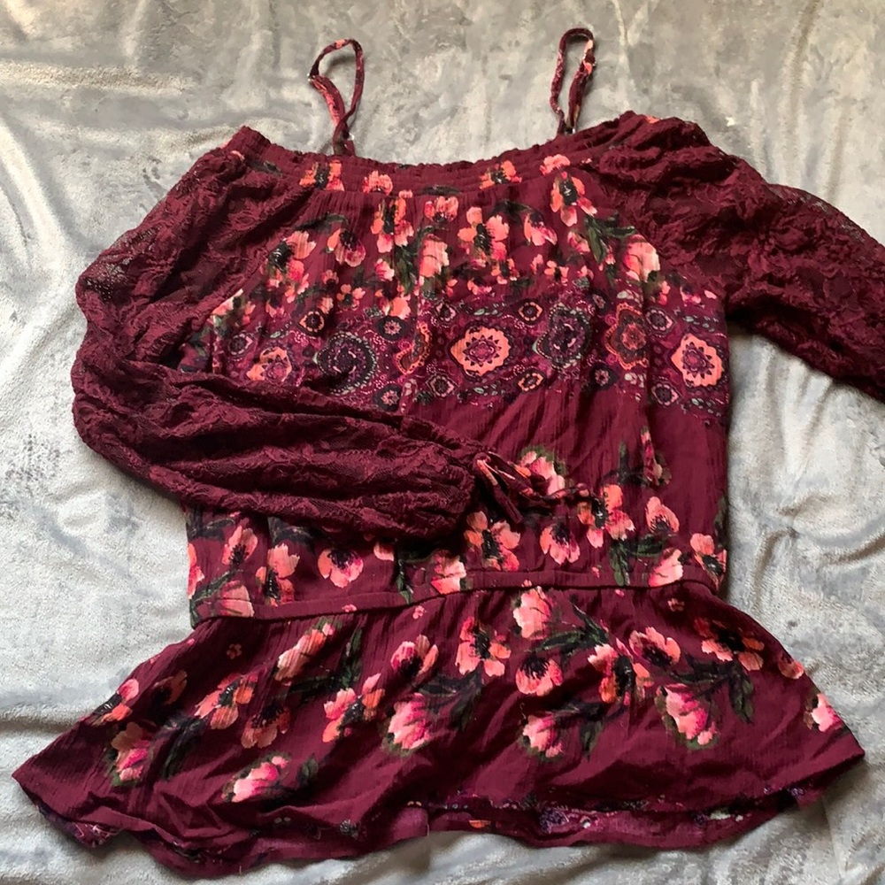 Off-the-shoulder floral long sleeve